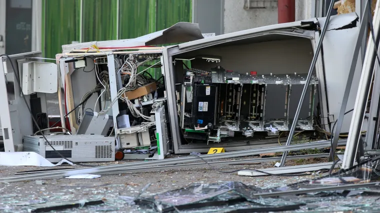 Niz eksplozija bankomata &scaron;iri se Hrvatskom. Jutros u zrak letio jedan na sjeveru zemlje