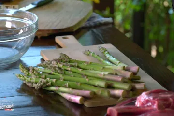 Salata od svježih šparoga