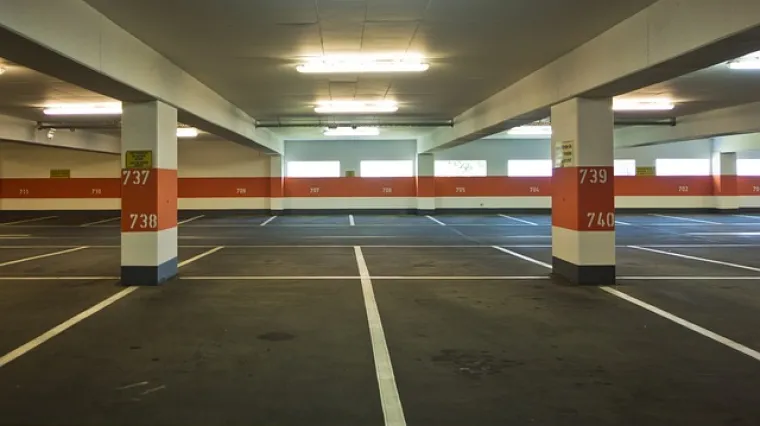 Koja je minimalna &scaron;irina parkirnog mjesta?