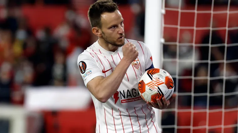 Ivan Rakitić nakon utakmice rasplakao Korejku u dresu na&scaron;e reprezentacije, pojavila se snimka. Evo &scaron;to je napravio