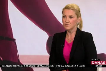 Na što su sve političari peglali službene kartice?