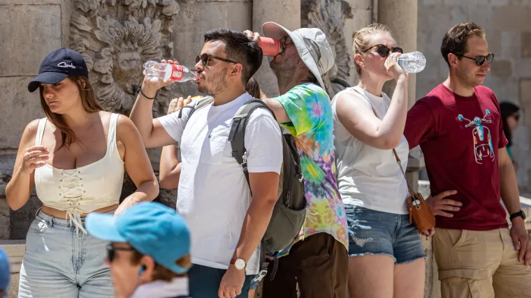 Nakon noćne topline slijedi dnevna sparina, a u subotu nas čeka vrhunac toplinskog vala!