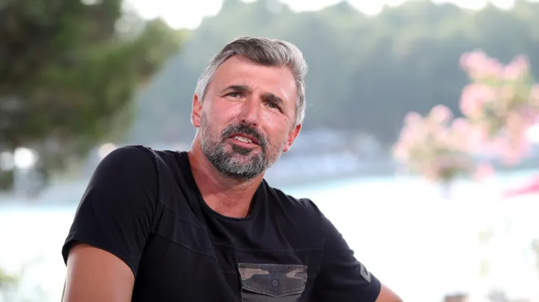 Torcida će pasti u nesvijest kada ovo vidi. Ivanišević sa sinom objavio fotku na Instagramu u kultnoj majici i jakom porukom