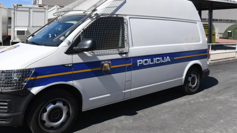 53-godi&scaron;njak iz Srbije optužen da je za tisuću eura prevozio Indijce iz Slavonskog Broda u Sloveniju