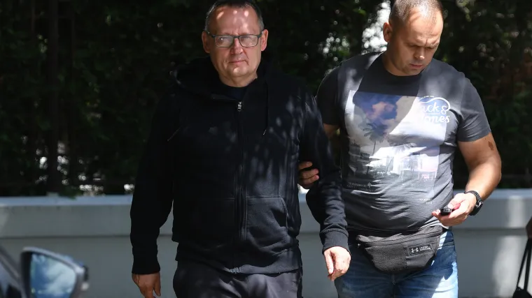 Partnerica ga optužila da je zanemaruje, on obja&scaron;njavao da planira krađu EU novca: 'Slu&scaron;aj, nemoj me je***'