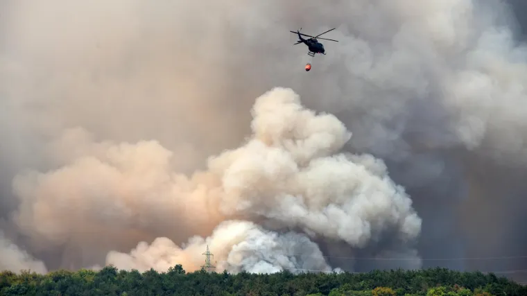 Požar u Sloveniji i dalje gori, tijekom noći iz nekoliko sela evakuirani stanovnici