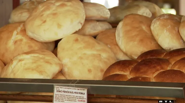 Najveća pekarnica u Zadru zabranila rezati kruh na pola, Zadrani u čudu: 'Pa ima ljudi koji nemaju novca'