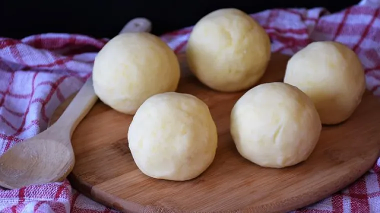Koji je pravilan omjer bra&scaron;na i krumpira za knedle?