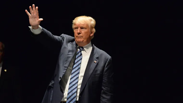 Trump nagovijestio da bi mogao treći put u predsjedničku utrku: 'Moram spasiti na&scaron;u zemlju'