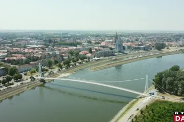 Otvoren Pelješki most, a osječki? Iako su trebali biti gotovi, radovi još traju...