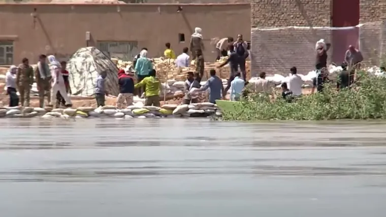 Velike poplave odnijele 24 ljudska života u Iranu, 19 ljudi je nestalo: 'Ne približavajte se rijekama'