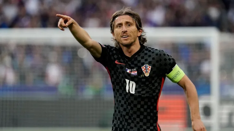 Naš genijalac je jednostavno neuništiv: Svi su mislili da Modrić ima koronu, a onda je sve iznenadio