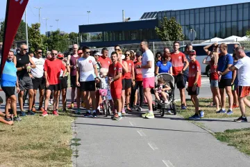 Vedran Dulj obilježio 1000. dan uzastopnog trčanja: Pogledajte kako su Brođani proslavili taj nevjerojatan doseg