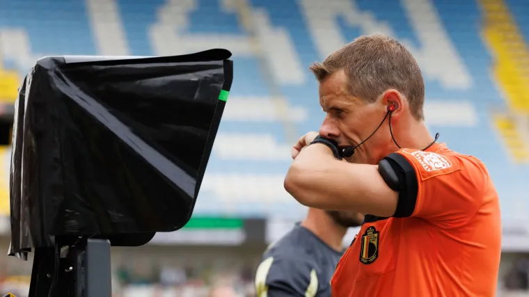 VAR vi&scaron;e neće biti isti: UEFA uvodi tehnologiju koja će sama određivati zaleđa, &scaron;to ako pođe po zlu?