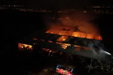 Požar na Žitnjaku snimao i dron! Pogledajte prizore vatrene stihije iz zraka