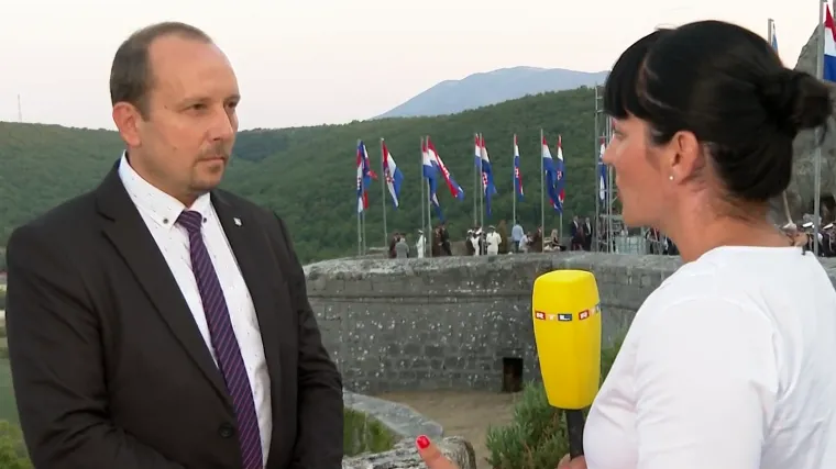 Gradonačelnik Knina za RTL: 'Predložio sam da predsjednik i Vlada skupa polože vijenac, ali nije bilo interesa'