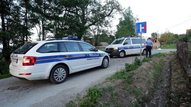 Poku&scaron;ala ubiti dvogodi&scaron;nju kći, a zatim policiji prijavila supruga da je poku&scaron;ao ubiti nju i dijete