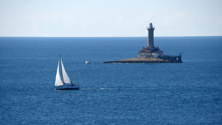 U sudaru dvaju plovila kod Kamenjaka u Istri poginula jedna osoba. Oglasilo se Ministarstvo