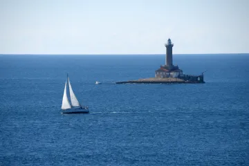 U sudaru dvaju plovila kod Kamenjaka u Istri poginula jedna osoba. Oglasilo se Ministarstvo