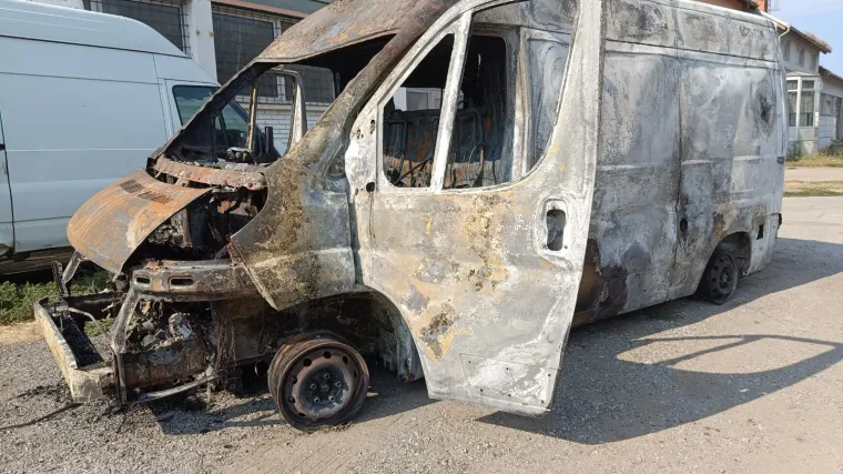 FOTO Objavili smo video vozila Hitne u plamenu, ovako sada izgleda. Izgorjelo je do neprepoznatljivosti