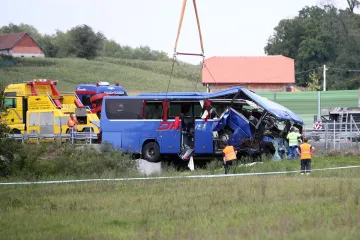 Stradali putnici poljskog autobusa su izvan životne opasnosti: Na liječenju je i dalje sedam putnika
