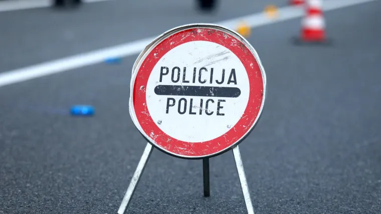 Te&scaron;ka prometna na Krku: U sudaru automobila i teretnog vozila poginula jedna osoba