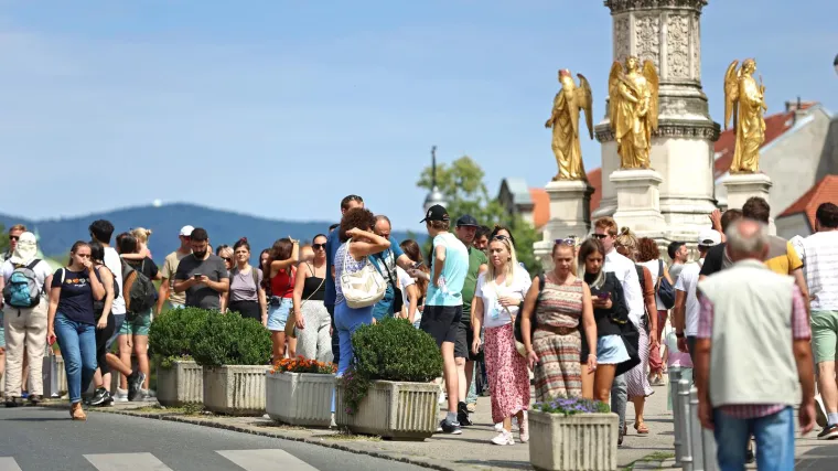 Stiže promjena vremena i pad temperature, a od ponedjeljka se ponovno vraćamo vrućinama