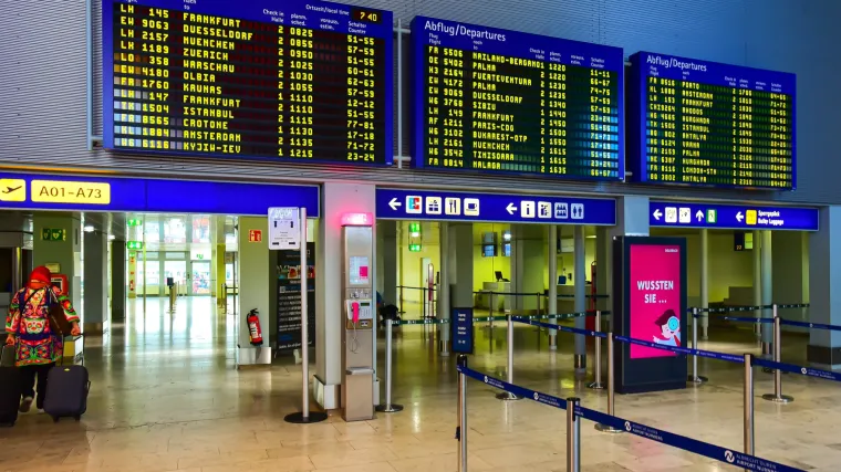 Filmski scenarij u Njemačkoj: Zbog krađe mobitela policija zaustavila avion za Hrvatsku