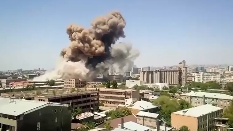 Niz eksplozija u &scaron;oping centru u Armeniji, poginula jedna osoba, puno je ozlijeđenih: Strahuje se da pod ru&scaron;evinama ima i zatrpanih