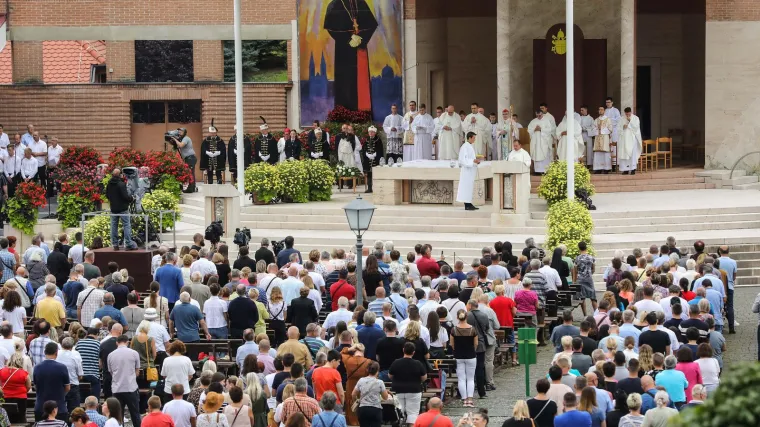 Policija poziva na oprez zbog blagdana Velike Gospe i velikog broja hodočasnika