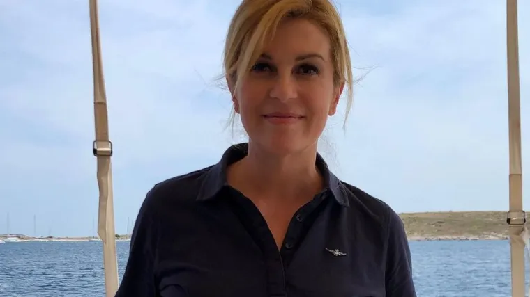 Pojavila se fotka Kolinde Grabar Kitarović u kratkim hlačicama, svi komentiraju njezine noge