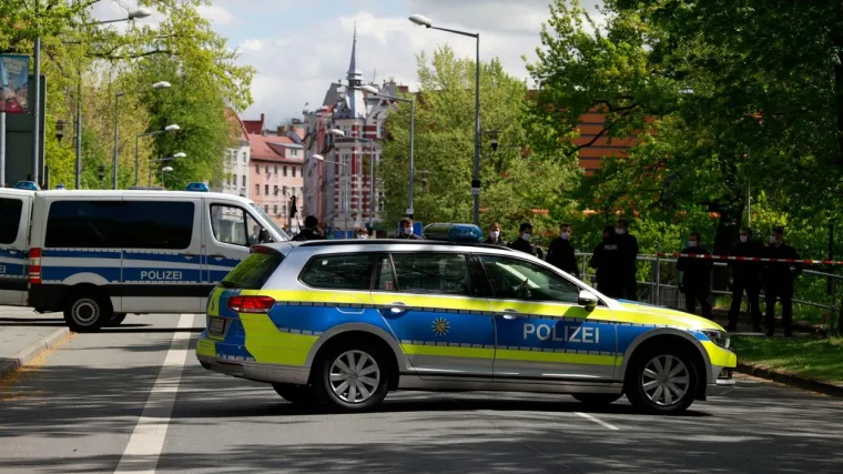 Dvojica Hrvata se potukli u austrijskom hotelu: Mlađi udario &scaron;akom starijeg, pa ovaj drugi uzeo metalnu cijev, a djevojka slomila prst