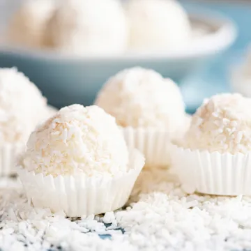 Napravite savr&scaron;ene rafaelo kuglice kod kuće: Jednostavan i brz desert za cijelu obitelj