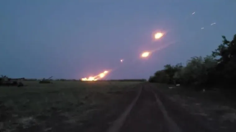 Ukrajina tvrdi da su Rusi gađali grad u blizini druge najveće nuklearke u zemlji: 'To je čin nuklearnog terorizma'