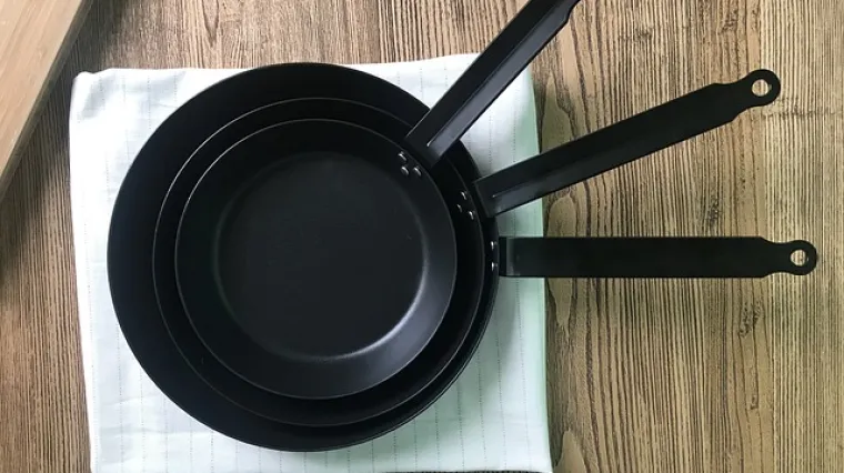 Praktični savjeti za či&scaron;ćenje željezne tave