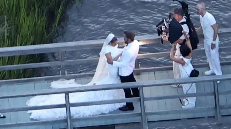 Jennifer Lopez i Ben Affleck obećali se se zauvijek voljeti na elegantnom bijelom vjenčanju, pogledajte fotke raskošne ceremonije