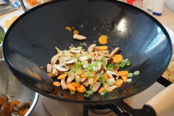 Jednostavna jela iz wok tave gotova za manje od 20 minuta