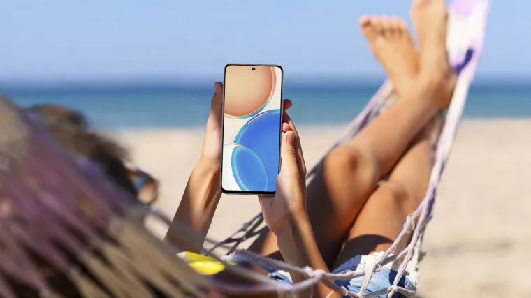 Za kraj ljeta počasti se novim Honor mobilnim uređajem