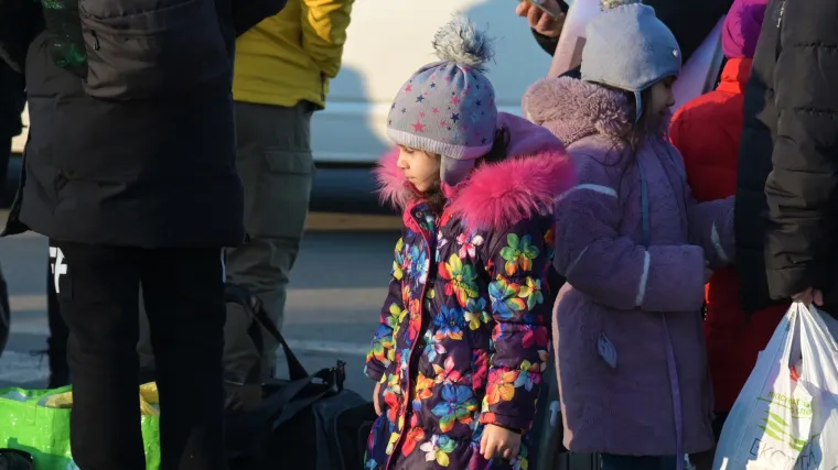 Ukrajinci tvrde Rusi otimaju djecu iz Mariupolja i daju ih obiteljima u Sibiru na posvajanje