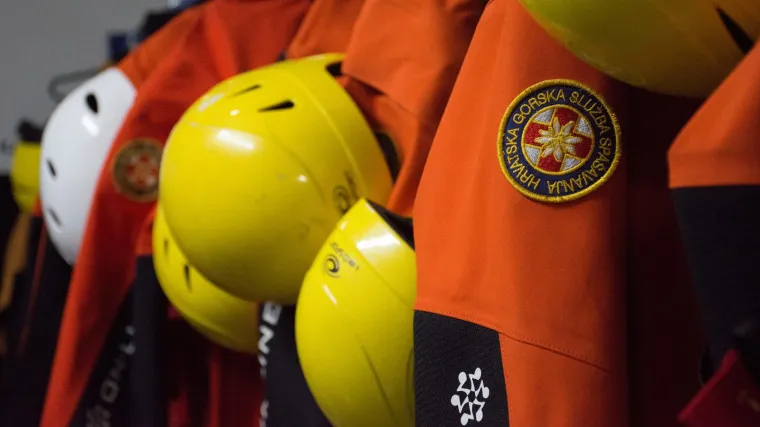 Troje stranaca nestalo kod Lastova, HGSS traga za njima