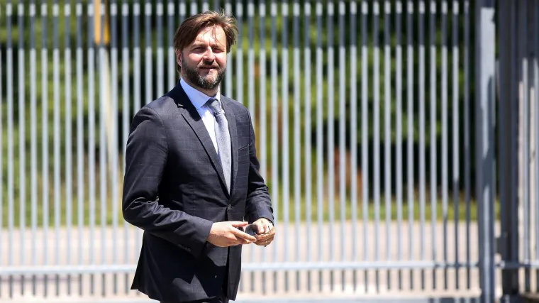 'To se događa': Ćorić tvrdi da ni on ni Uprava Ine ništa nisu znali, a za Vanđelića kaže da 'iznosi alternativne činjenice'