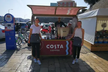 Subotu započnite poznatom londonskom kavom. Costa Coffee Pop-up bar stiže u Split
