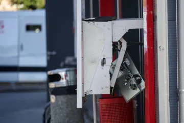 Eksplozija grunula noćas u Dubravi! Raznesen je bankomat