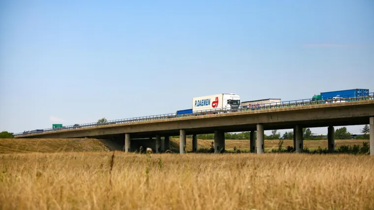 Ako putujete pripazite: Na A3 ograničenja zbog prometne nesreće i hodočasnika