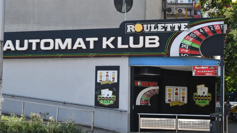 Treći osumnjičeni za napad na zaštitara predao se u pratnji odvjetnika: Objavljeno koliko su stari napadači