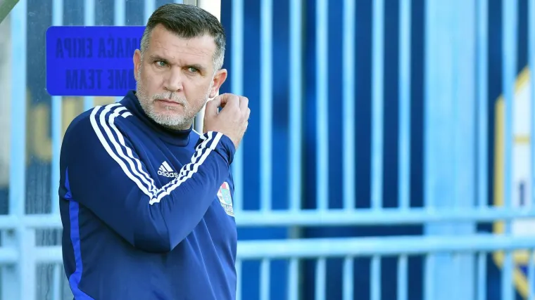 Zoran Zekić se na&scaron;alio na svoj račun nakon te&scaron;kog poraza od Hajduka pa otkrio preuzima li Osijek