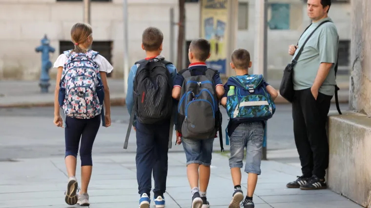 Nakon dvije godine, nova &scaron;kolska godina započinje bez epidemiolo&scaron;kih mjera. MUP apelira na vozače