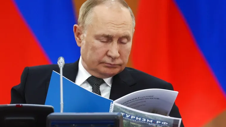 Procurio tajni dokument iz Kremlja: Ruski BDP pred kolapsom, od sankcija se neće oporaviti niti do 2030.