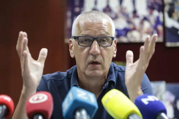 Veliki trener tweeta s teme na temu: 'Gospodin Čačić je fantastičan, Hrvatska dobiva Finsku bez dileme. Idemo dalje...'
