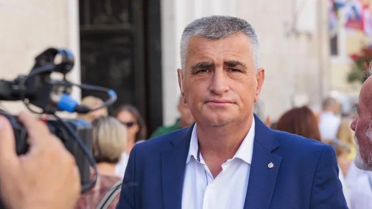 Bulj: 'Oslobođen sam optužbi. Očito je činjenica da sam kao gradonačelnik bio DJ i dobar domaćin'